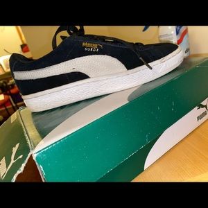 black and suede puma shoes